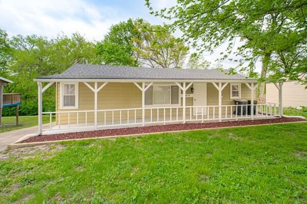 4833 FARLEY Avenue, Kansas City, MO
