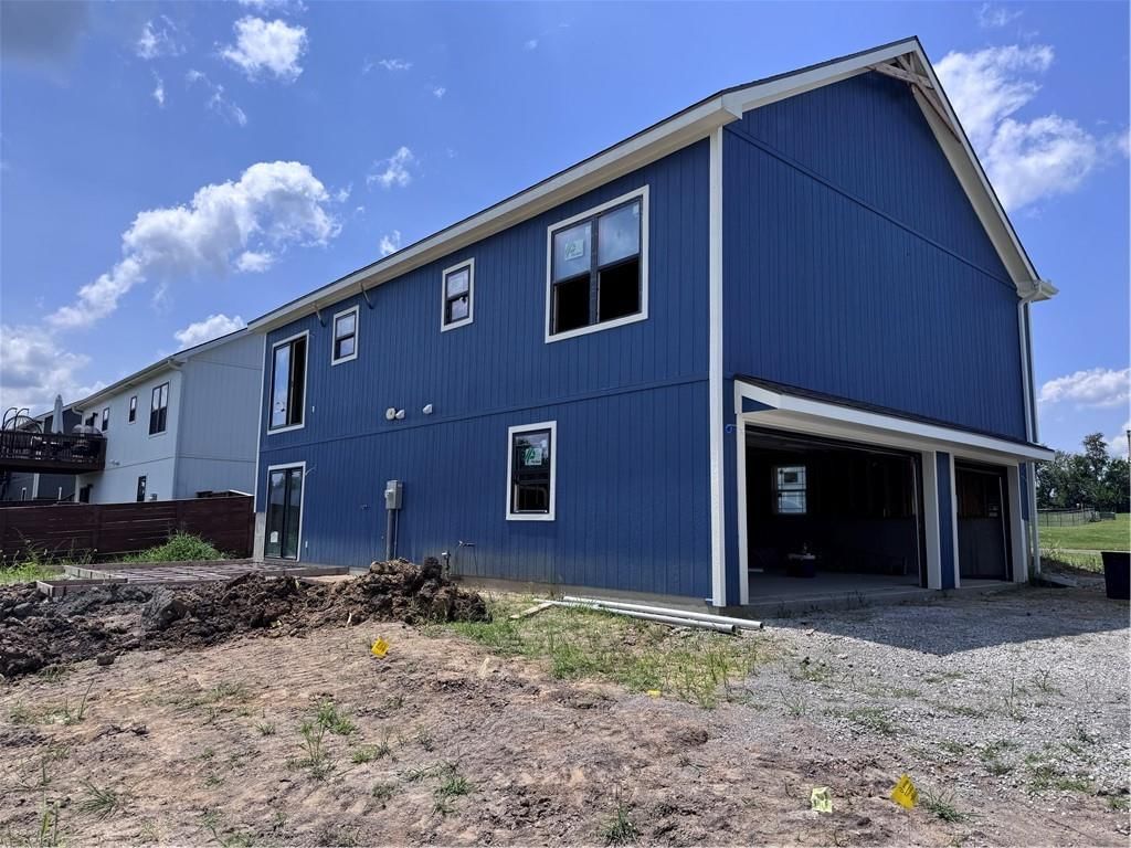 302 Lykins Lane — photo 3