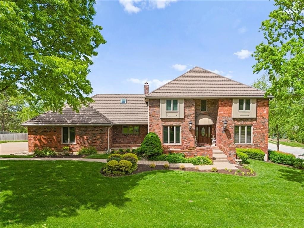 3600 W 119th Terrace, Leawood, KS