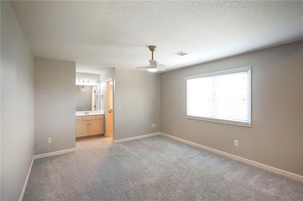 15225 Perry Street — photo 47