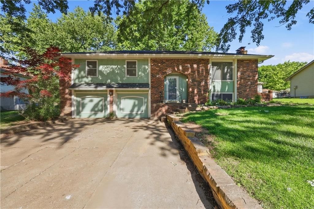 2409 SW 2nd Street Terrace, Blue Springs, MO