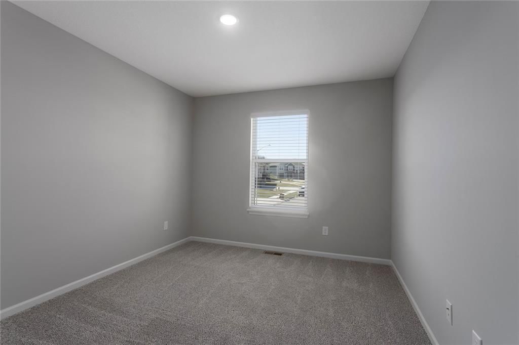613 Foxglove Lane — photo 18