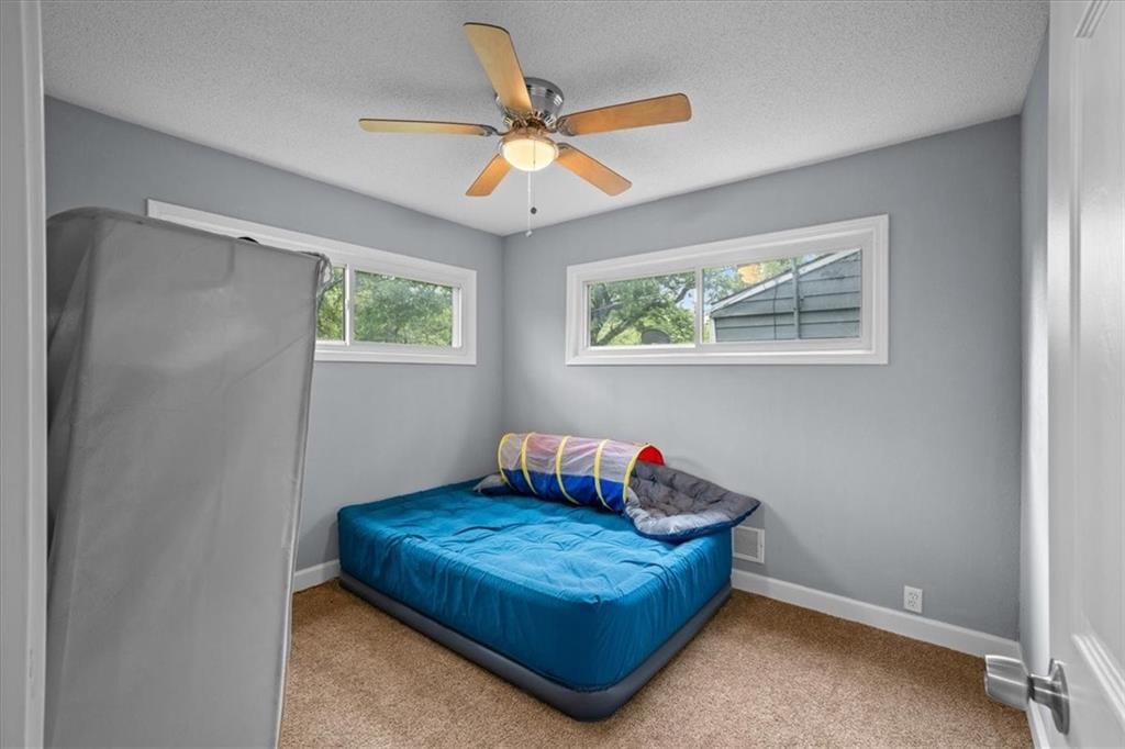10711 Ewing Drive — photo 8