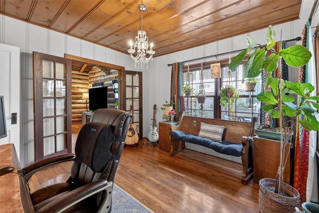 25 Beach Drive — photo 41