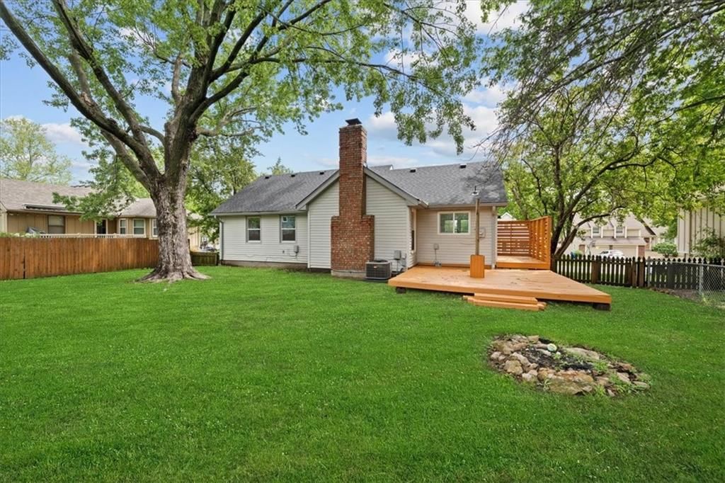 518 SE RICHARDSON Place — photo 24