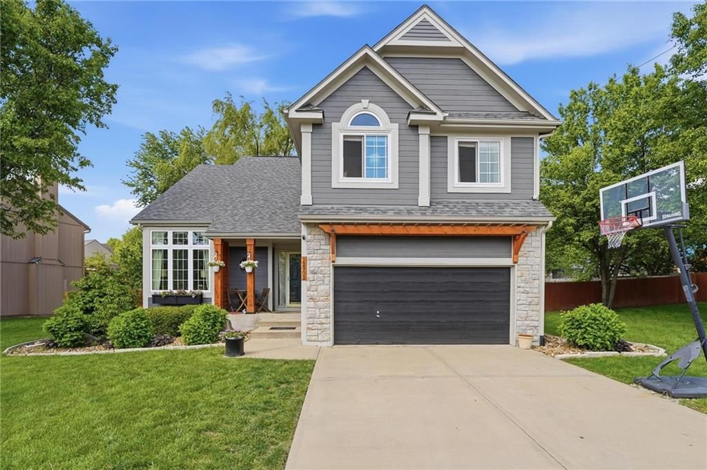 12902 S Hagan Street, Olathe, KS