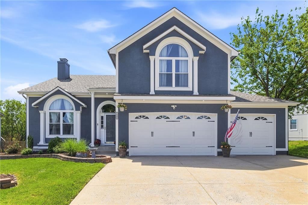 1506 Horseshoe Drive, Raymore, MO
