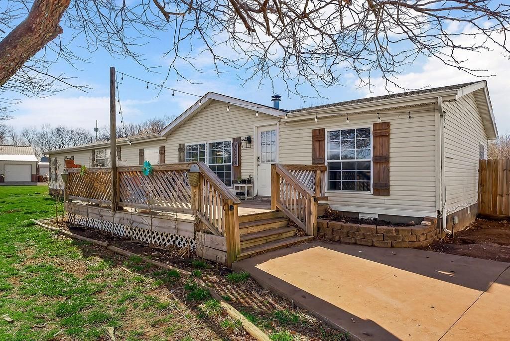 32809 NE Norton Road, Garnett
