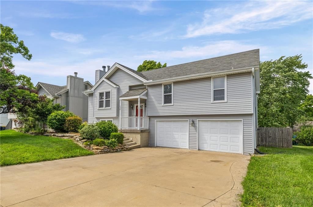 920 NE 108th Street, Kansas City, MO