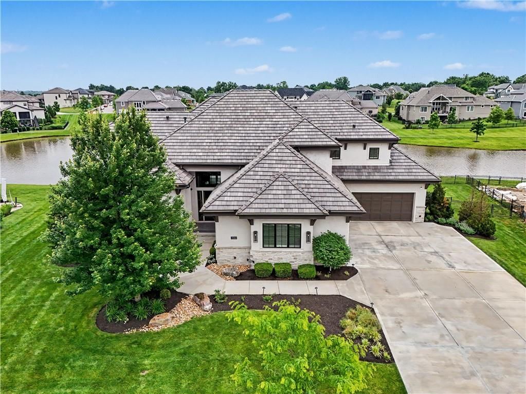 17213 Goddard Street, Overland Park, KS