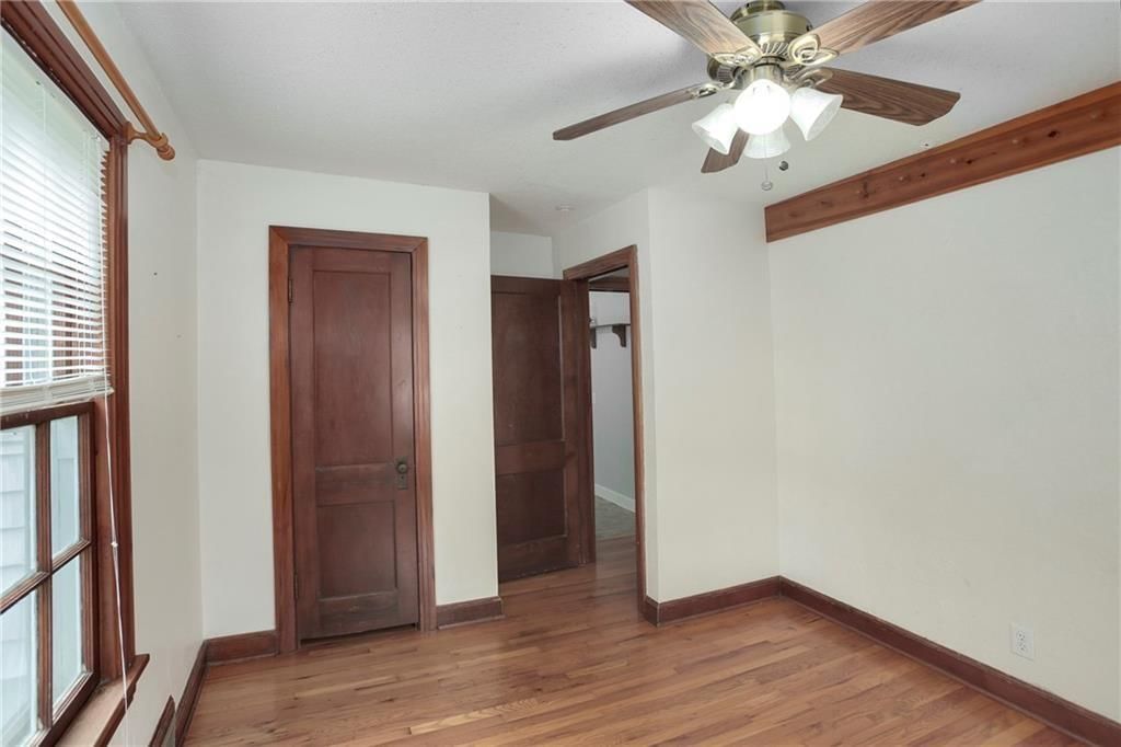 1123 S Liberty Street — photo 5