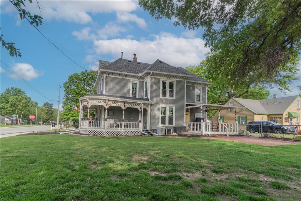 318 W Cedar Street — photo 3