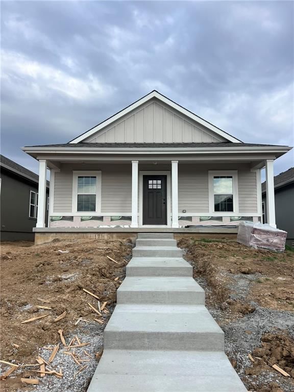 1600 Cottonwood Creek Avenue, Kearney, MO