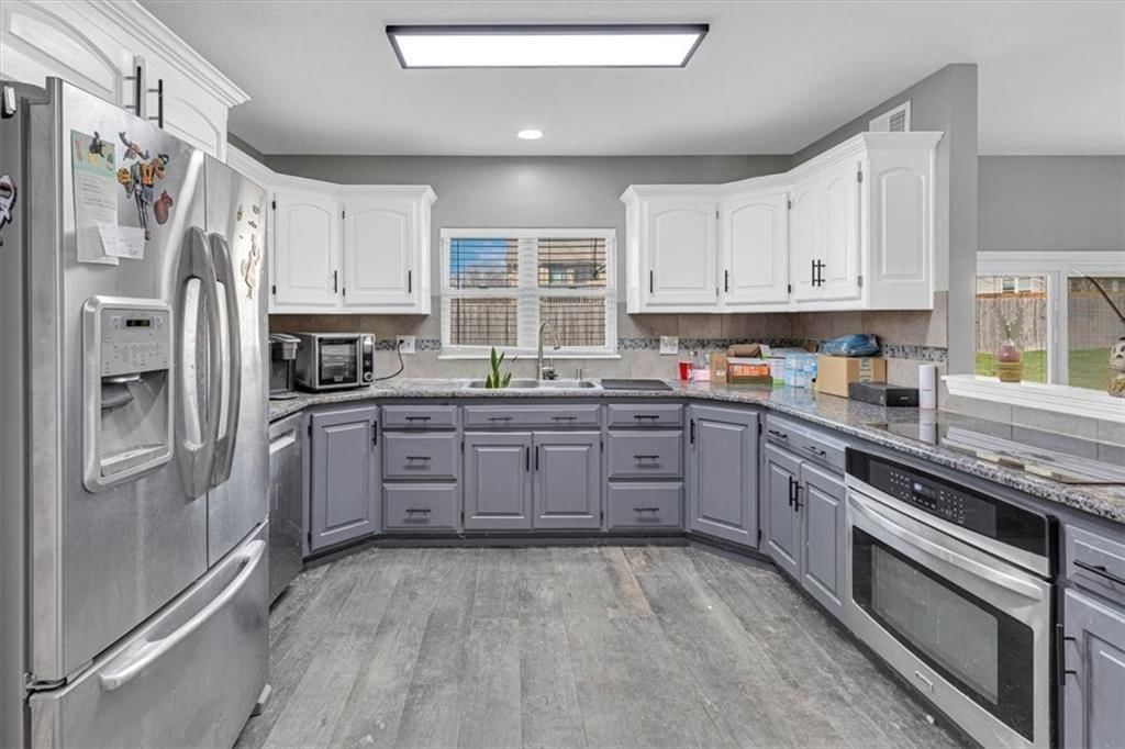 8120 NW Delta Drive — photo 9