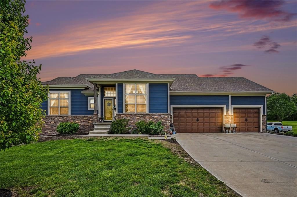 14975 Interurban Road, Platte City