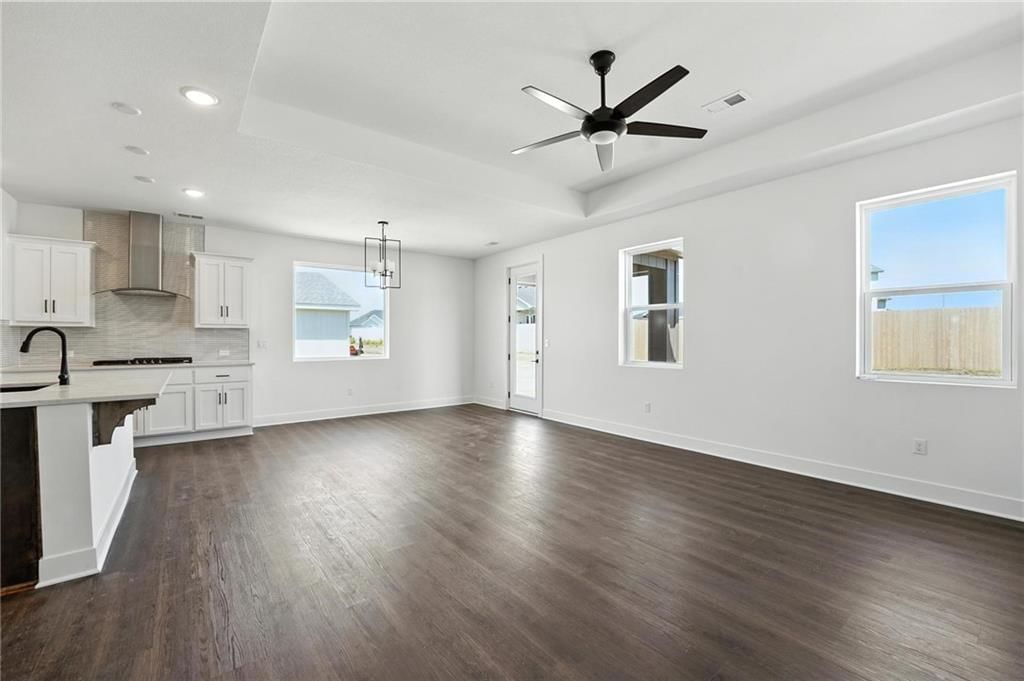 32759 W 176th Terrace — photo 14