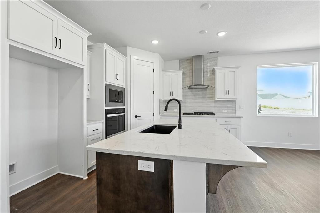 32759 W 176th Terrace — photo 8