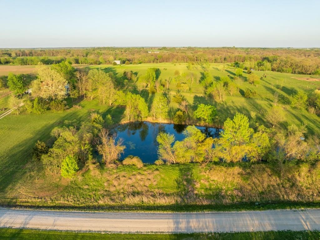 719 NW 871st Road, Centerview