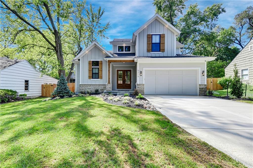5215 W 71st Terrace, Prairie Village