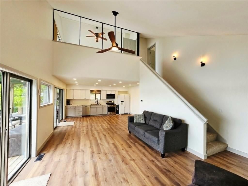 569 Sunrise Acres Pt — photo 2