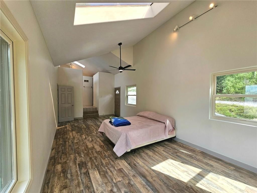 569 Sunrise Acres Pt — photo 32