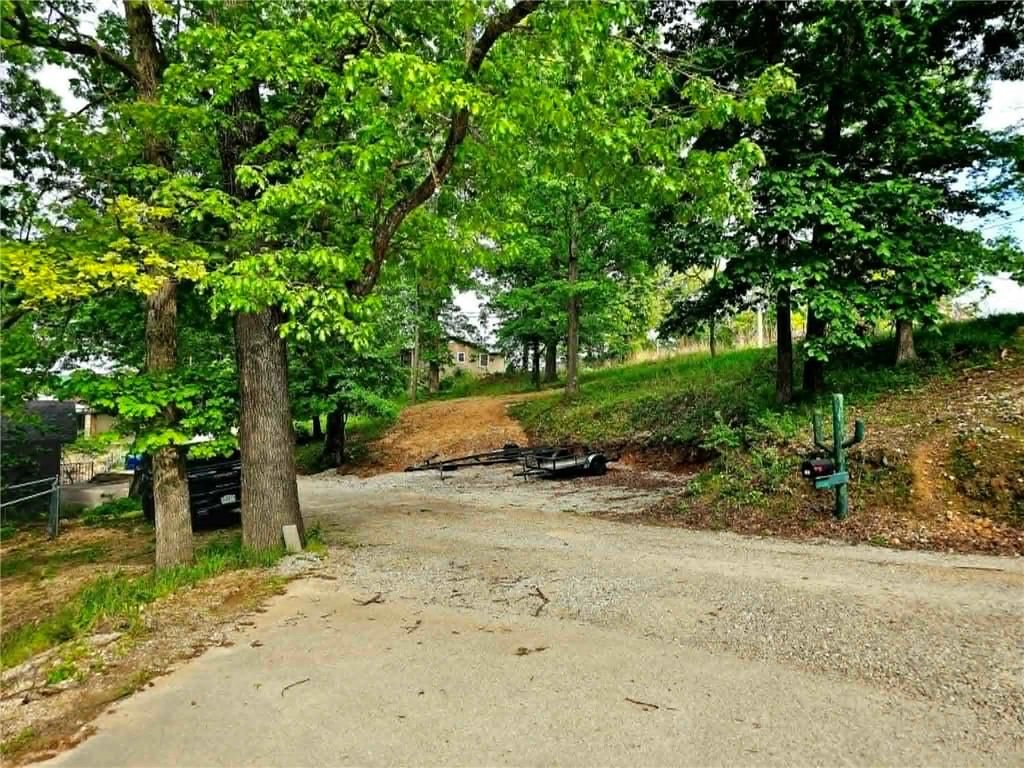 569 Sunrise Acres Pt — photo 35