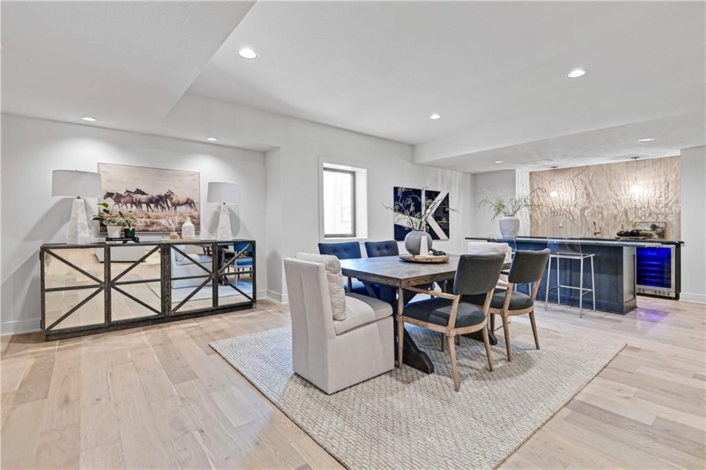 16924 Parkhill Street — photo 44