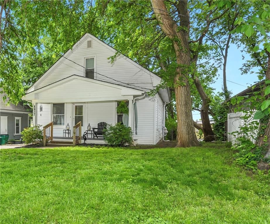8917 W 51st Street, Merriam, KS
