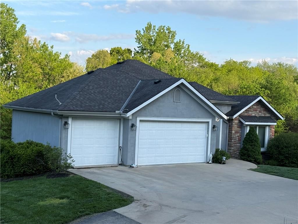 134 Deer Run Road, Atchison