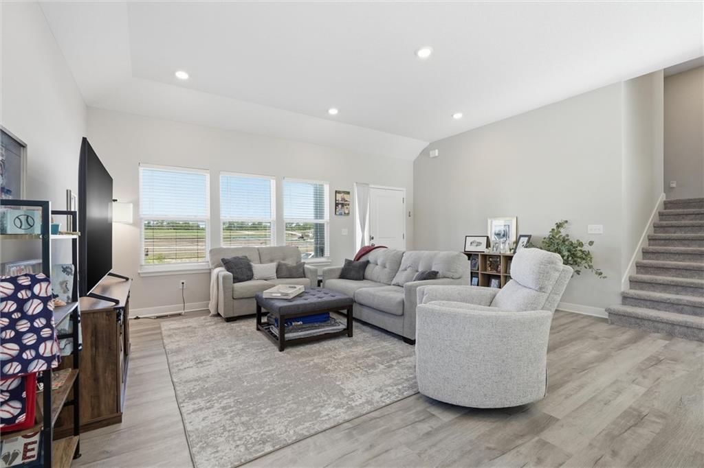 3517 SE Corbin Drive — photo 8