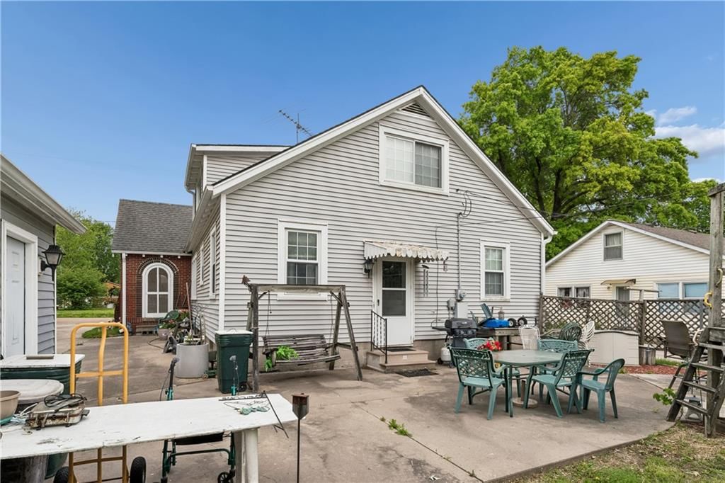 1015 S Saint Louis Street — photo 50