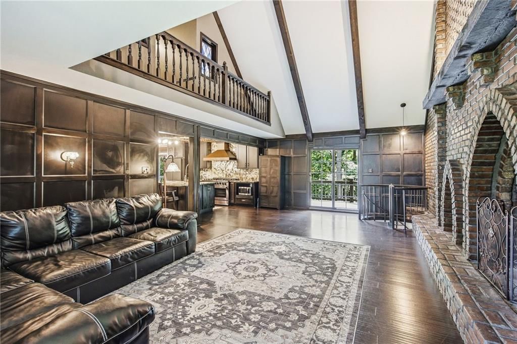 4015 N Briarcliff Road — photo 20