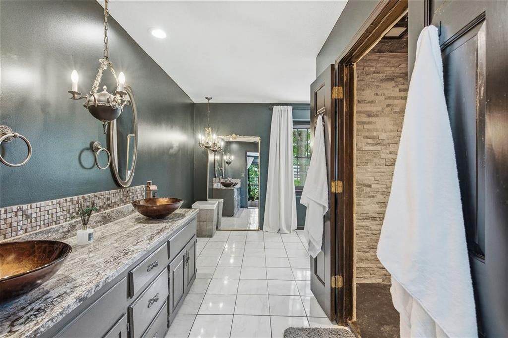 4015 N Briarcliff Road — photo 26