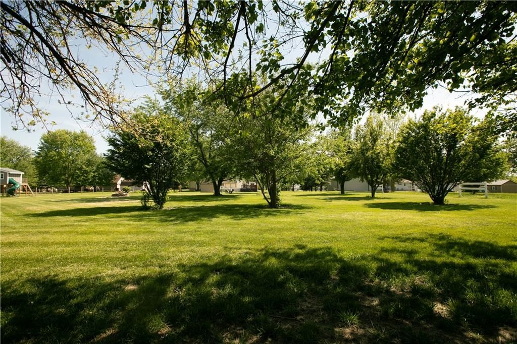 202 Howard Road — photo 3