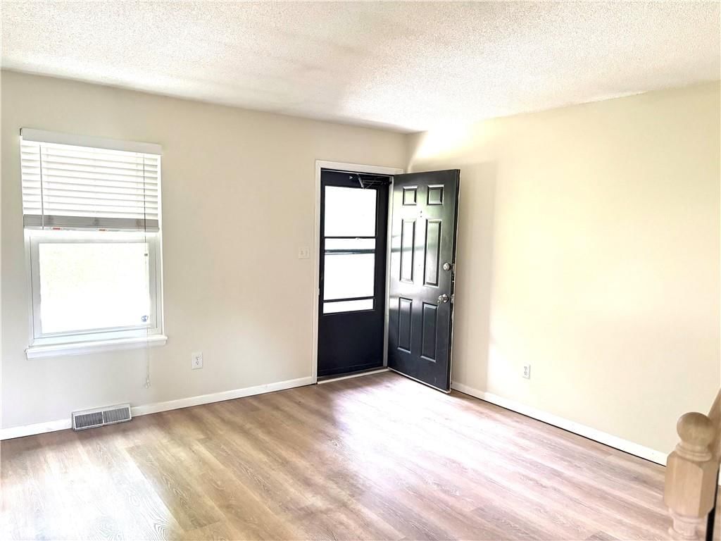8709 N Hull Avenue — photo 26