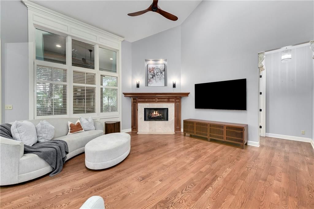 5404 W 124th Terrace — photo 9