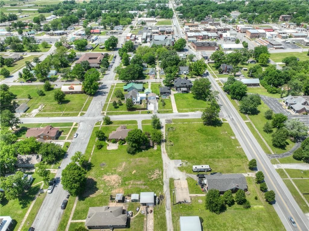 436 E 13th Street Lots 9 & 10 Street, Baxter Springs