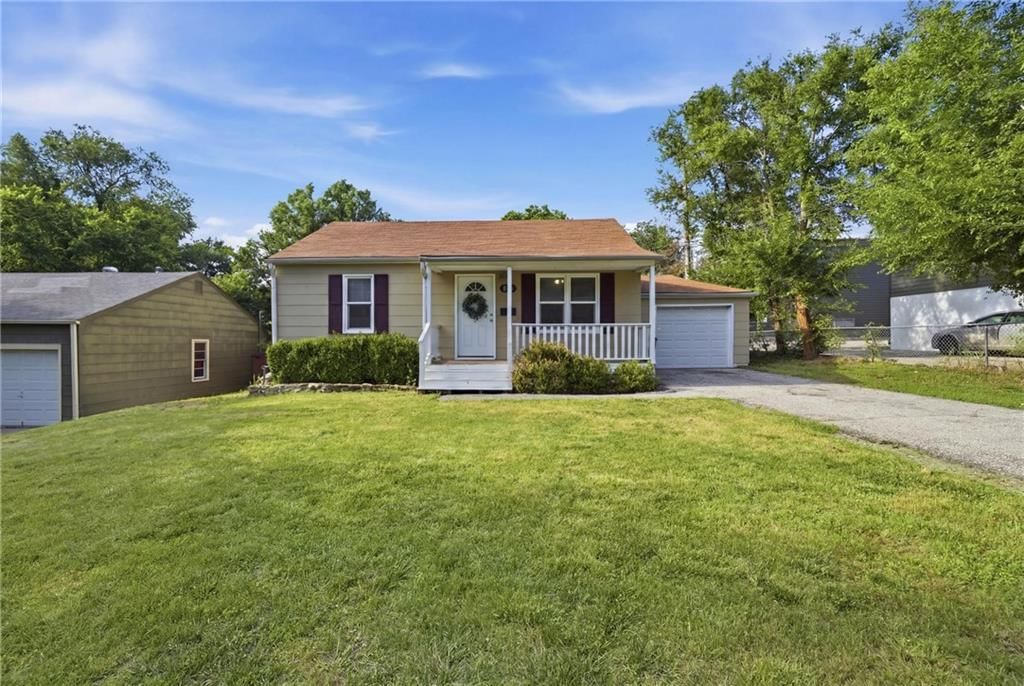418 W 87th Terrace, Kansas City, MO