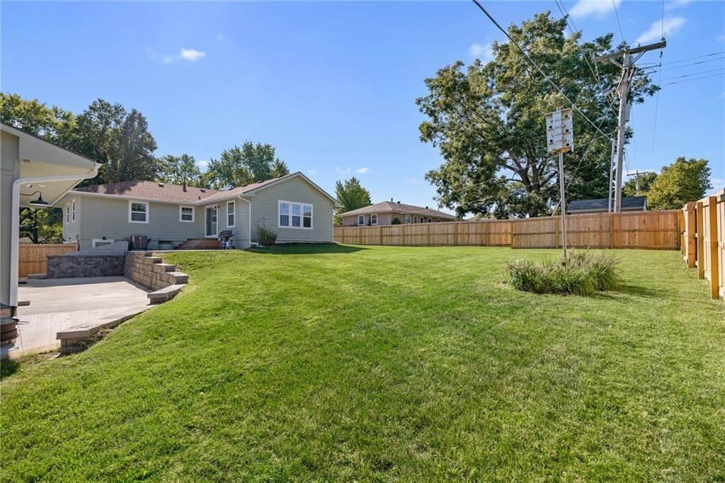 8630 Hilltop Road — photo 3