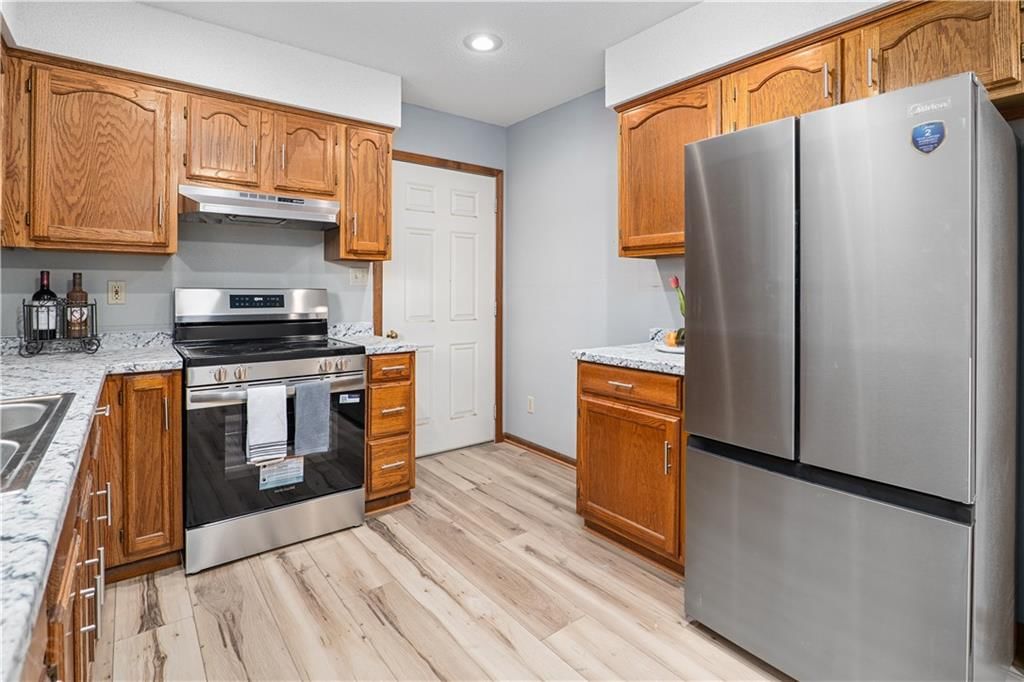 204 Hopkins Street — photo 10
