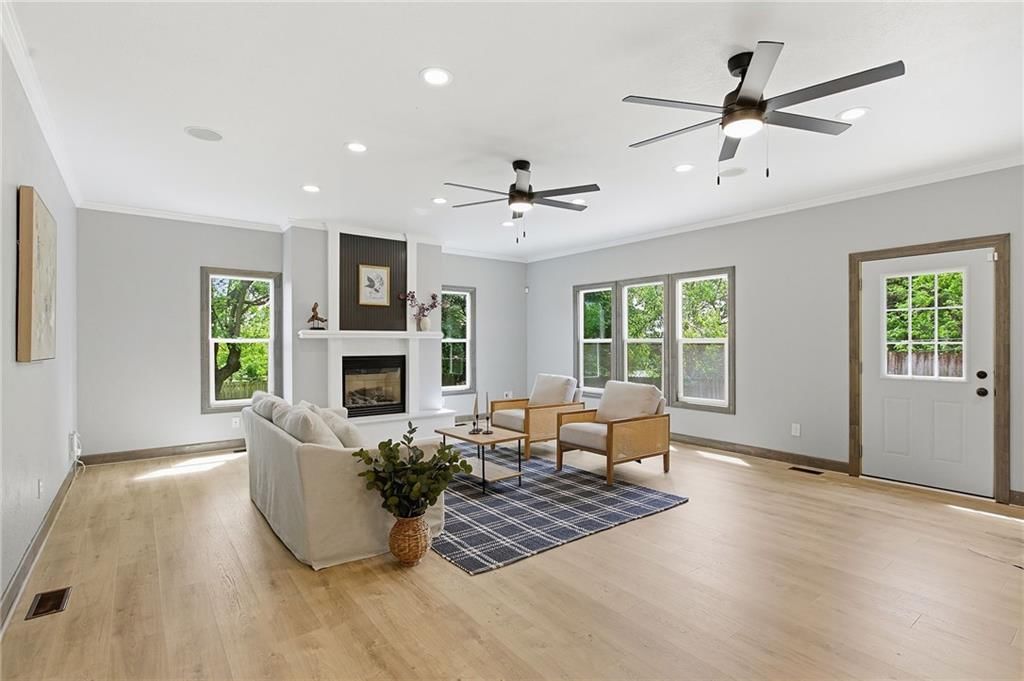 417 N Ridge Avenue, Liberty, MO