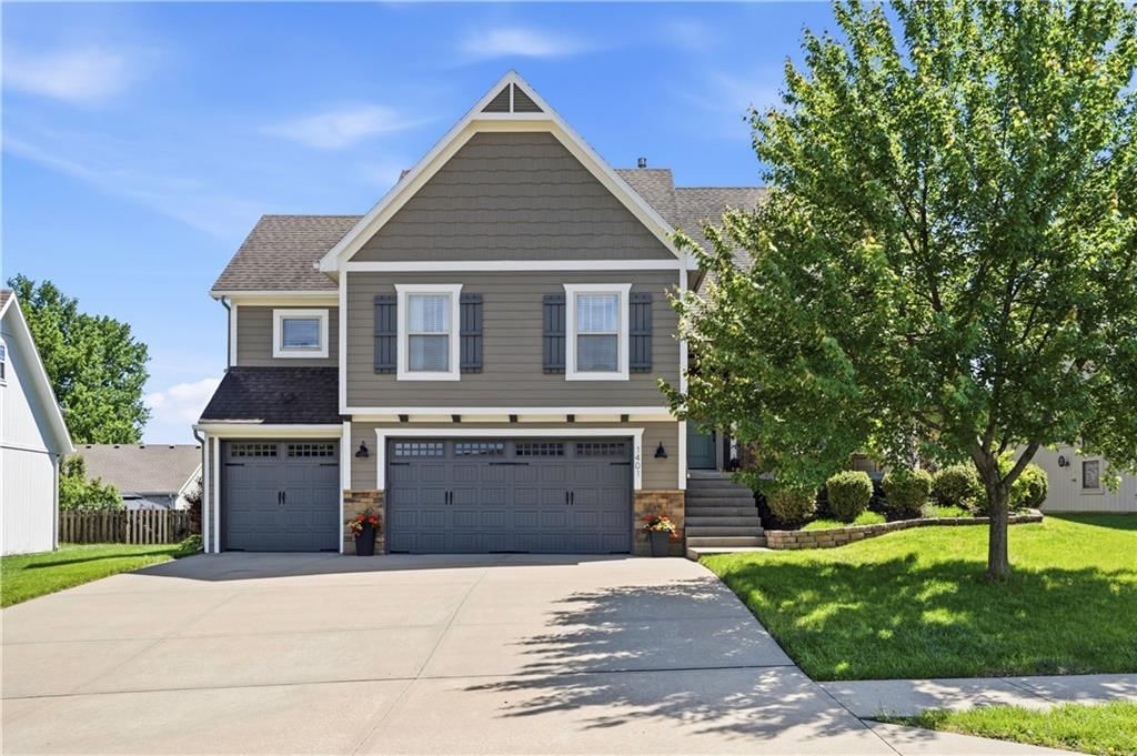 1401 NE 106th Place, Kansas City, MO