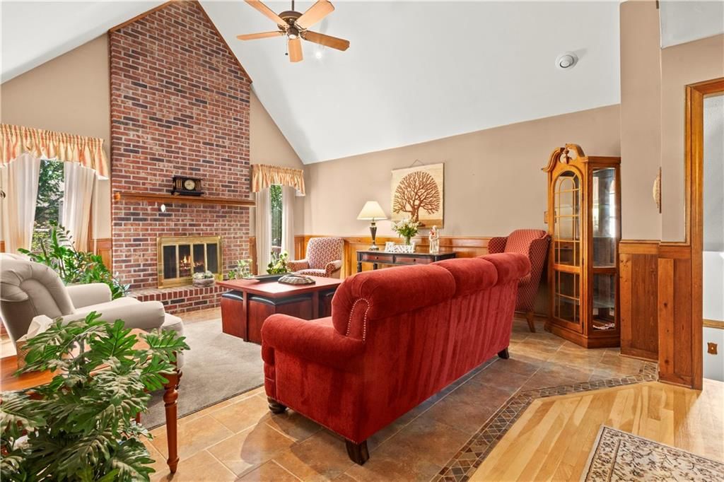 400 N Persimmon Drive — photo 8