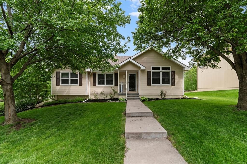 8903 NE 109TH Street, Kansas City, MO