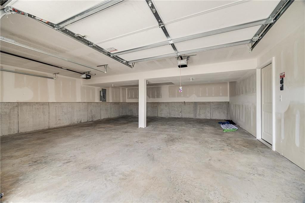 605 Foxglove Lane — photo 36