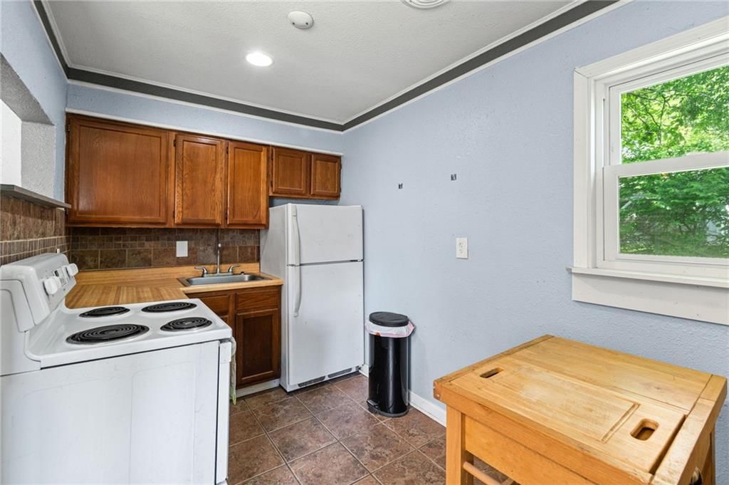 6203 N Main Street — photo 3
