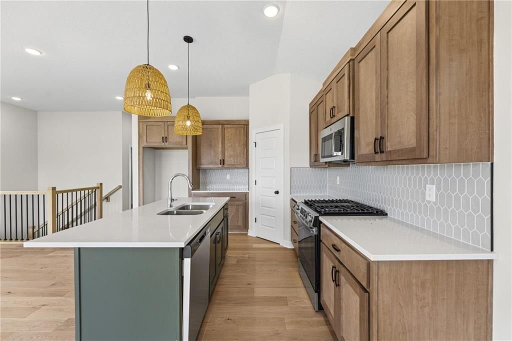 12172 Emerald Street — photo 7