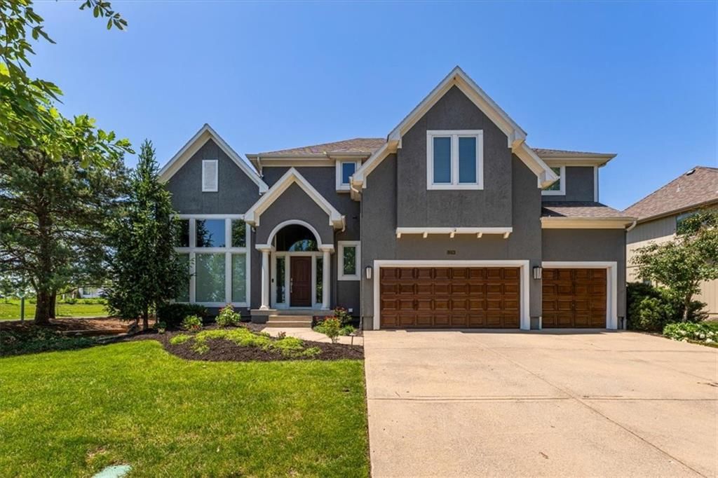 13290 High Drive, Leawood, KS