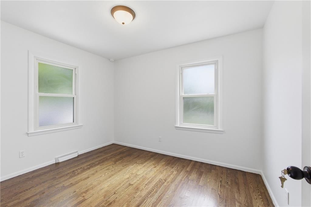 6224 Longwood Avenue — photo 21
