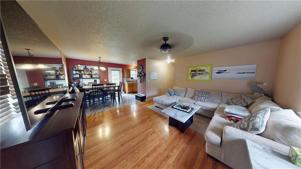 303 N Depp Avenue — photo 3